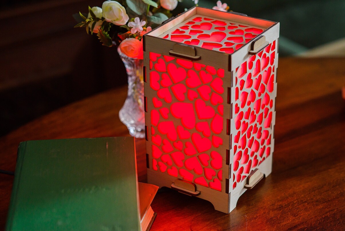 Long Distance Couple Lamp with Multiple Hearts for family and friends